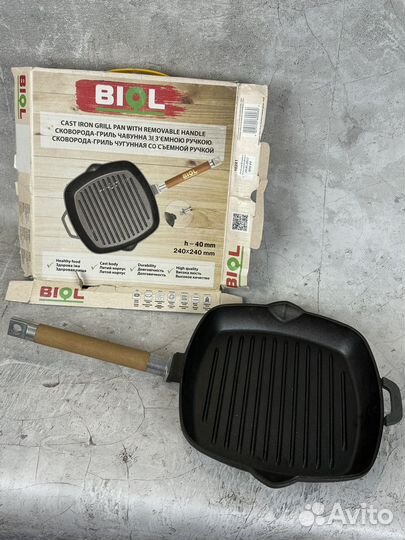 Сковорода чугунная гриль Новая