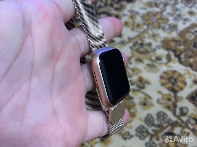 Часы apple watch 4 40 mm Gold