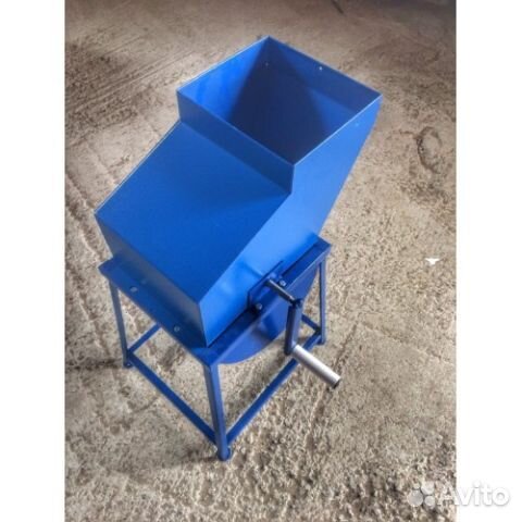 Измельчитель овощей (кормоизмельчитель) ручной