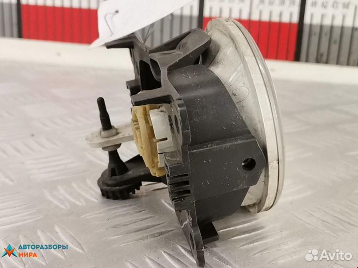 Фара противотуманная левая Peugeot 207 рест. 2012