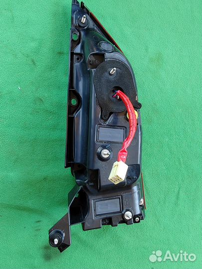 Стоп внутренний правый lexus LX 570 450