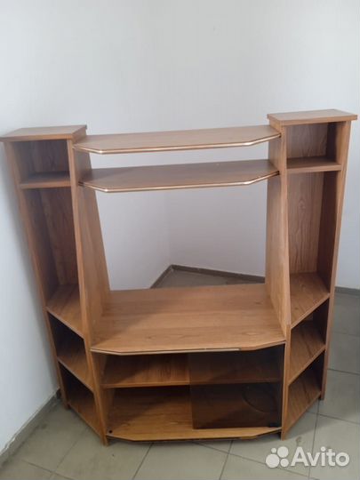 Тумбочка под телевизор