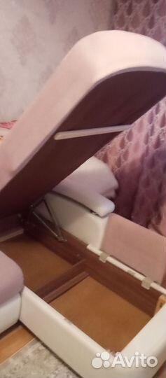 Угловой диван