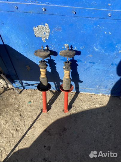 Стойки амортизатора volkswagen golf 2