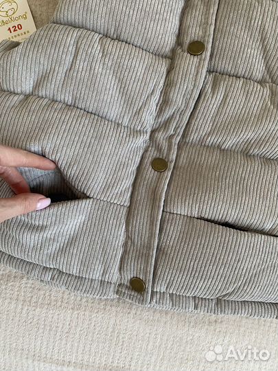 Жилетка детская вельветовая новая