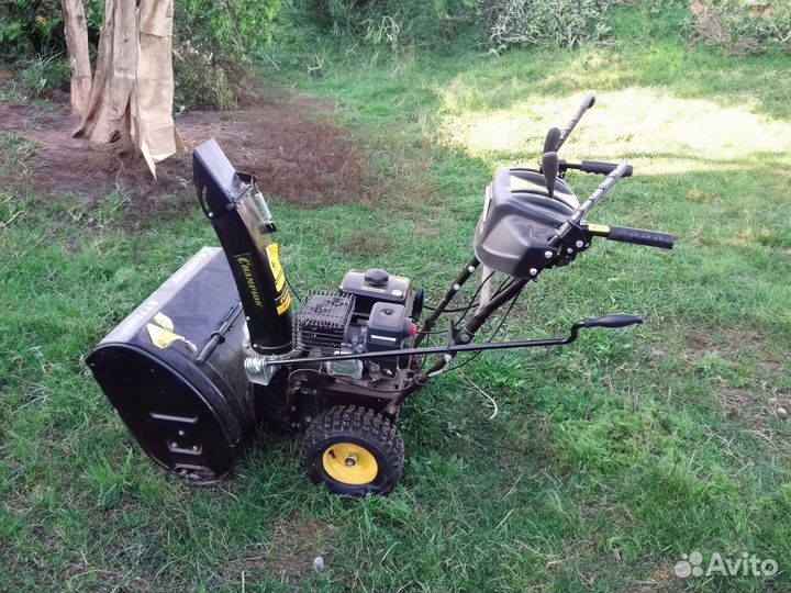 Снегоуборщик Champion ST762E