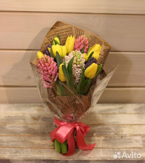 Цветы и букеты в подарок. Доставка в Москве и мо