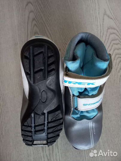 Лыжные ботинки классические