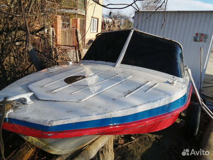 Мотолодка Обь-М