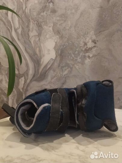 Ортопедический ботинок