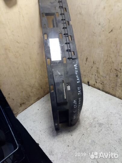 Кронштейн заднего бампера Volkswagen Passat