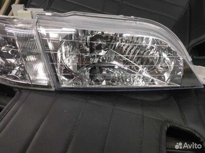 Vista40 фары с поворонник