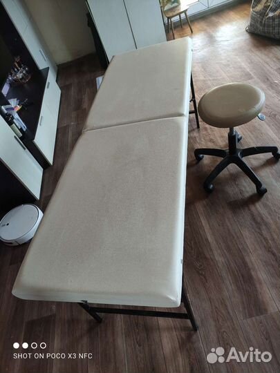 Массажный стол складной бу + стул на колесиках