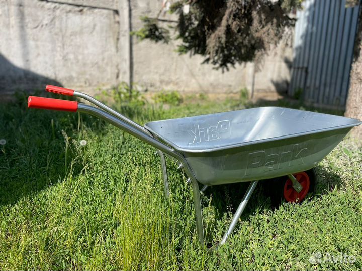 Тачка садовая,строительная(Новая)