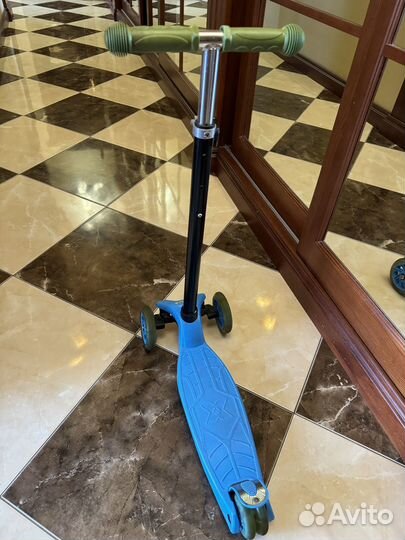 Самокат детский трехколесный