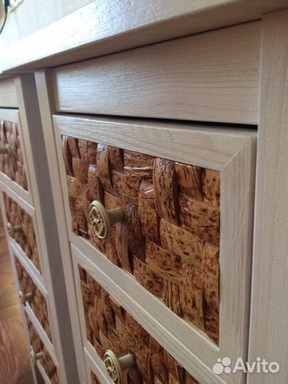 Прикроватные тумбочки