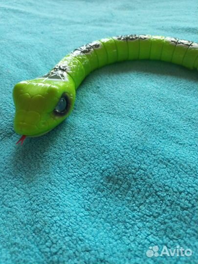 Игрушка Робо-змея RoboAlive(Зеленая