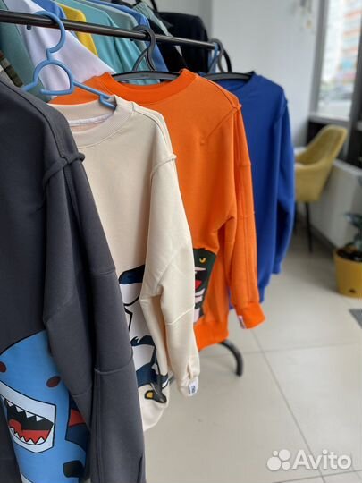 Пошив одежды оптом, швейный цех полный цикл