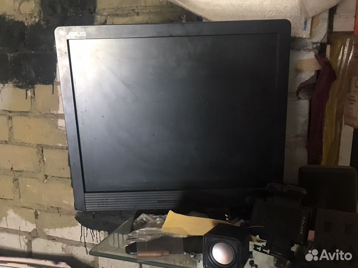 Монитор Asus