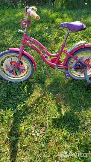 Детский велосипед четырехколесный