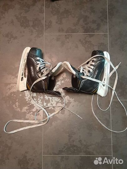 Хоккейные коньки bauer supreme Y12 31 размер