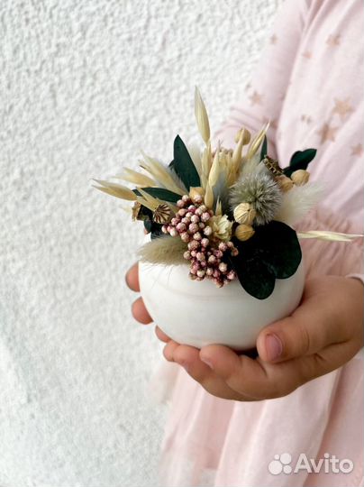 Композиция из сухоцветов