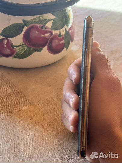 iPhone 11 Pro, 64 ГБ