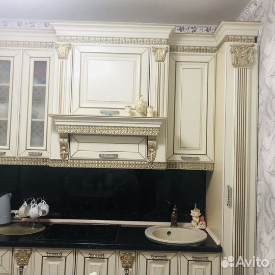 Кухонный гарнитур продаю