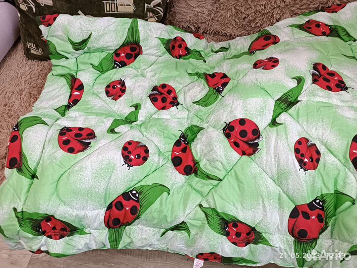 Детское одеяло в кроватку