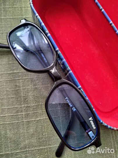 Детские солнцезащитные очки с очешником(2епары)