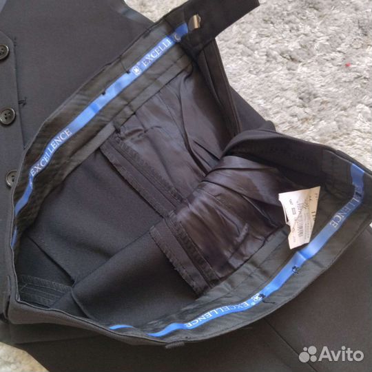 Школьный костюм для мальчика 116-122 чёрный