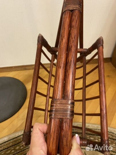 Итальянская газетница