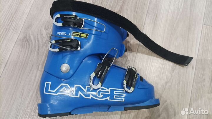 Горнолыжные ботинки 23.5 lange 4 клипсы