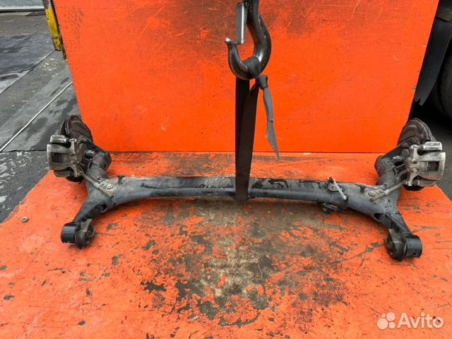 Балка подвески задняя Toyota Sienta NHP170 1nzfxe