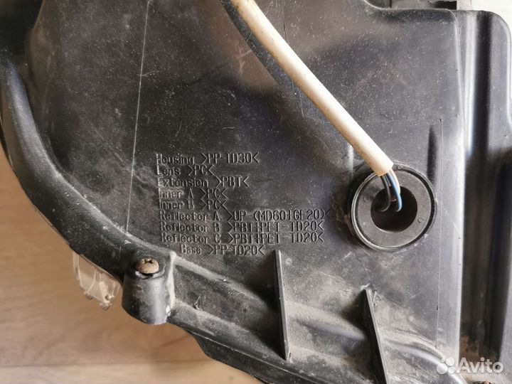 Toyota camry 50 фара левая адаптивная