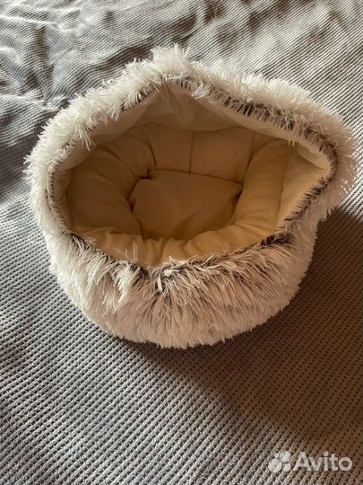 Лежанка для собак и кошек
