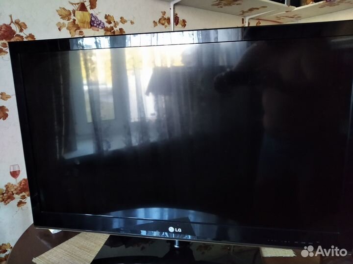 Продается телевизор LG