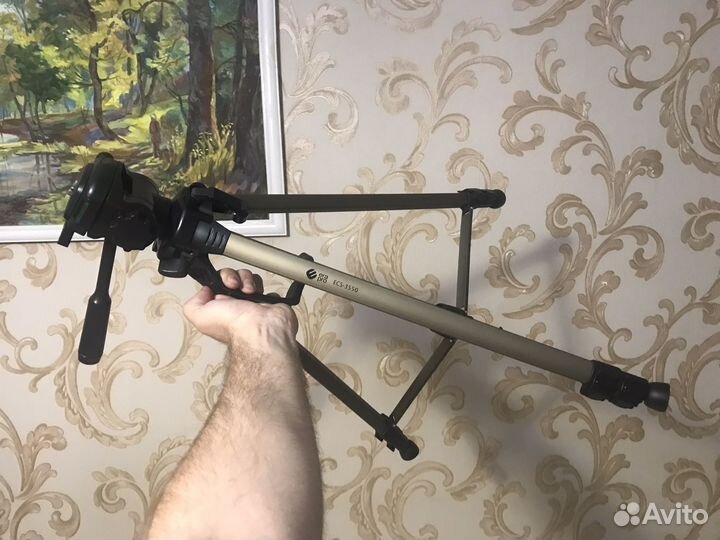 Штатив для фотоаппарата