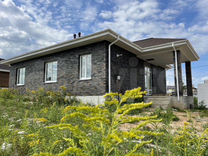 Дом 90 м² на участке 8 сот.