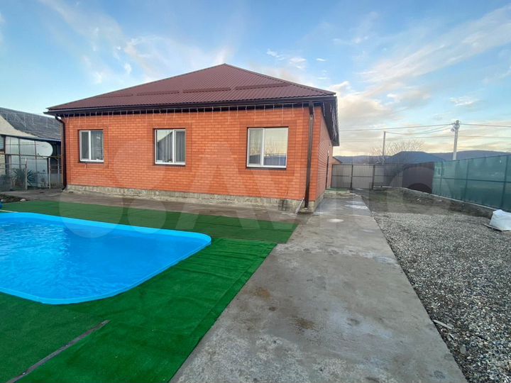 Дом 120 м² на участке 8 сот.