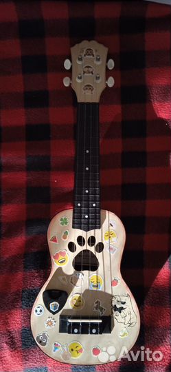 Укулеле сопрано + чехол