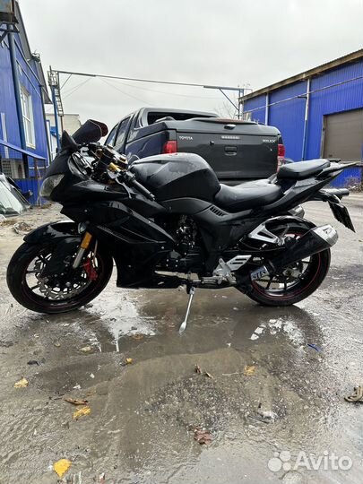 Продам мотоцикл Falcon Speedfire