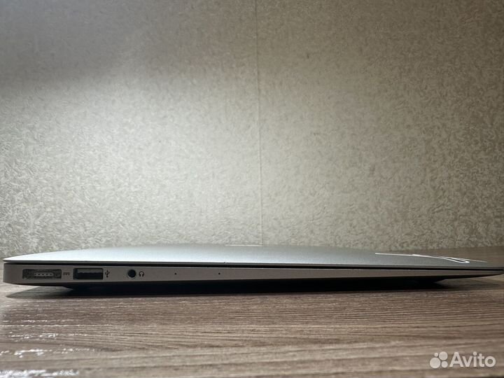 Apple macbook air 13 early 2015