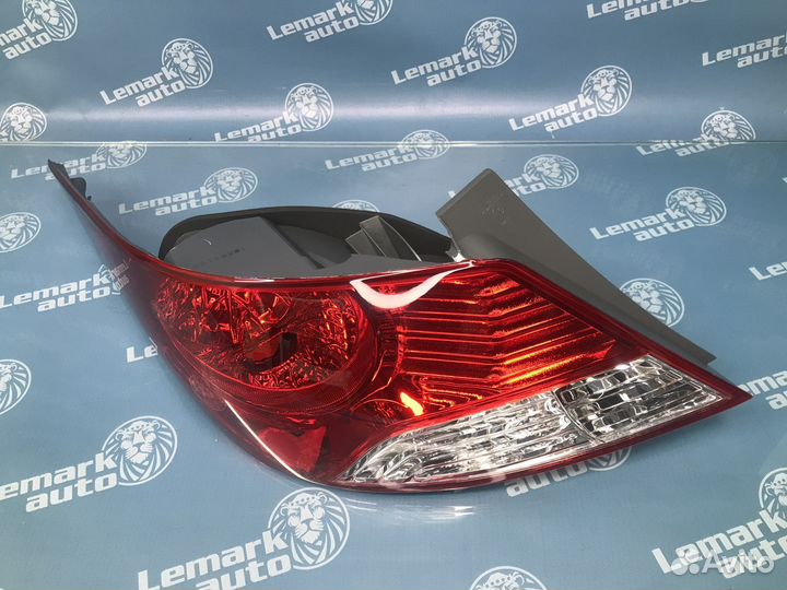 Фонарь задний левый Hyundai Solaris