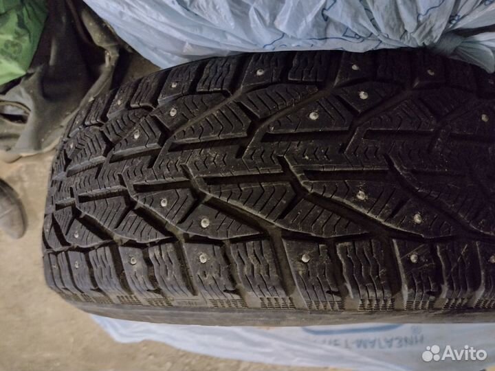 Tigar SUV Ice 215/65 R16 102