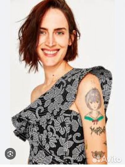 Топ с с воланами Zara