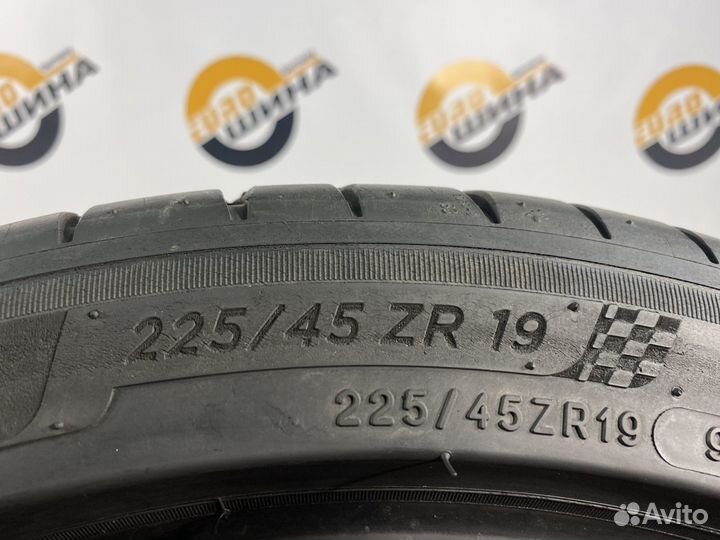 Michelin Pilot Sport 4 225/45 R19 93V