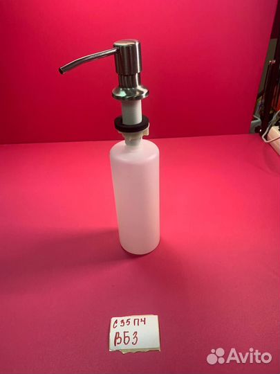 Встраиваемый Диспенсер для жидкого мыла