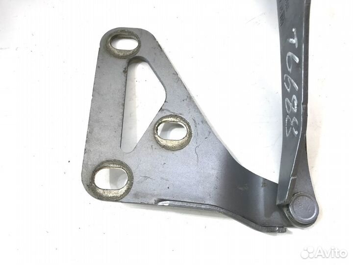 Петля капота правая Opel Astra H