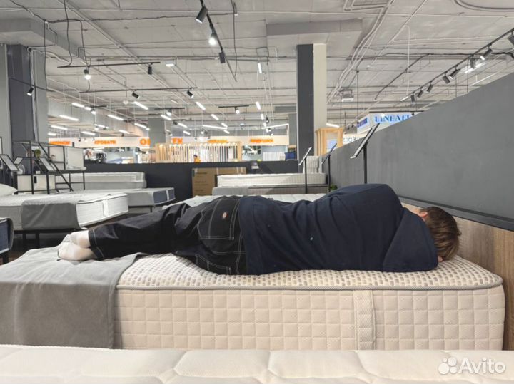 Матрас 140х200 Новый